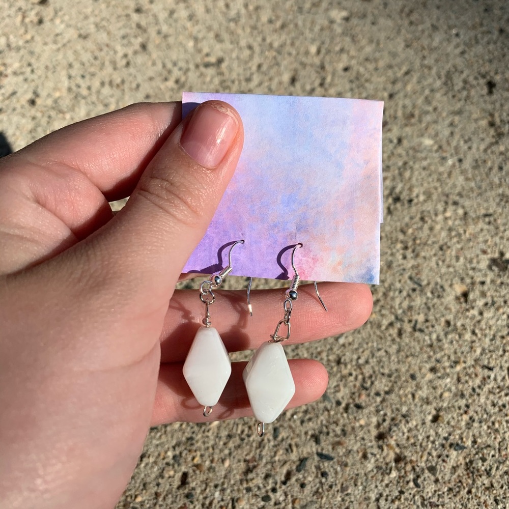 White diamond earrings⭐️